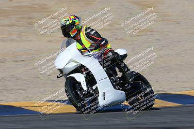 media/Feb-03-2024-SoCal Trackdays (Sat) [[767c60a41c]]/1-Turns 9 and 10 (940am)/